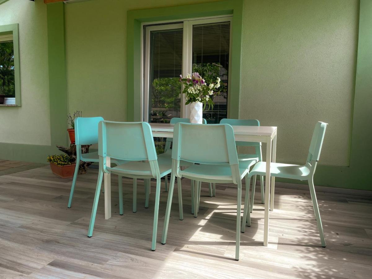 Green Oasis Garden เซนซูร์ ภายนอก รูปภาพ